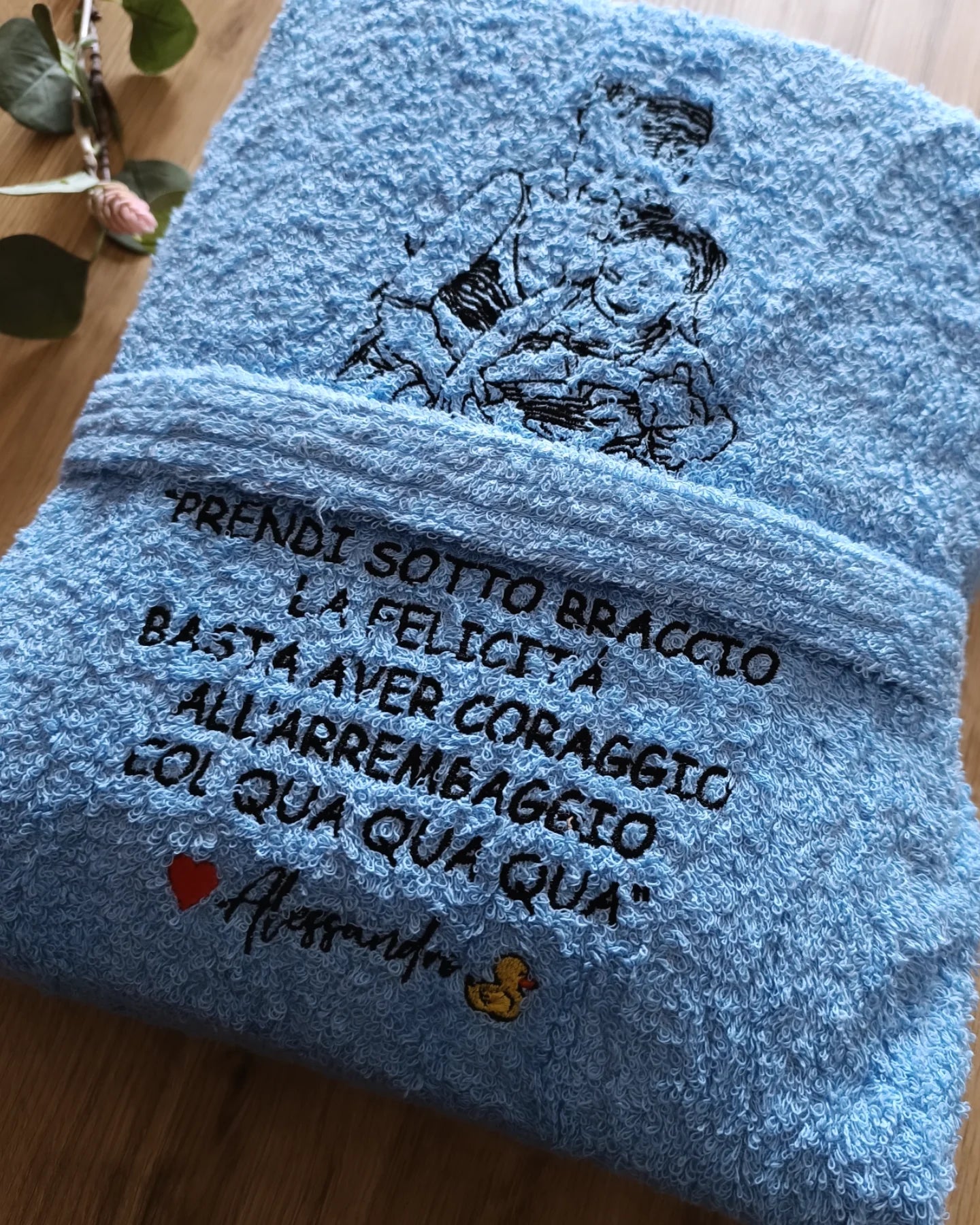 ACCAPPATOIO PERSONALIZZATO CON IL RICAMO DI UNA FOTO E DI UNA FRASE