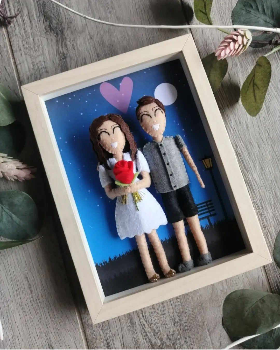 QUADRETTO DI COPPIA IN FELTRO