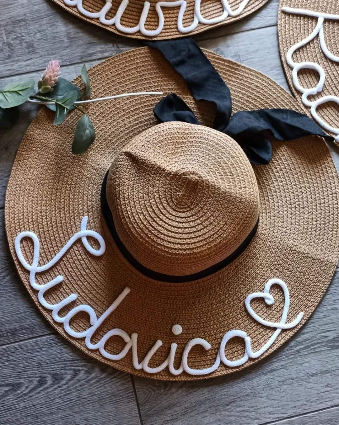 STRAW HAT WITH NAME