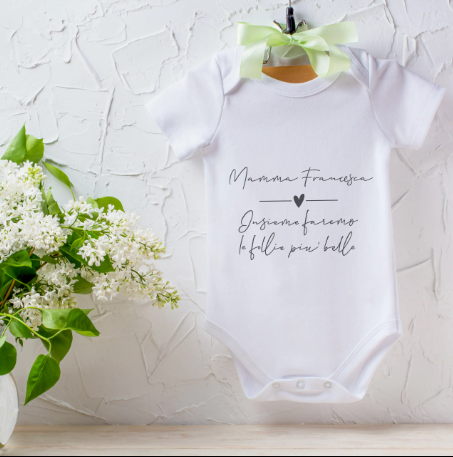 NEWBORN BODYSUIT WITH DEDICATION FOR THE MUM